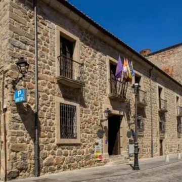 Palacio de Los Velada Отели рядом с достопримечательностью «City Hall»