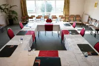 Hotel Altina Hotels in Pacy-sur-Eure