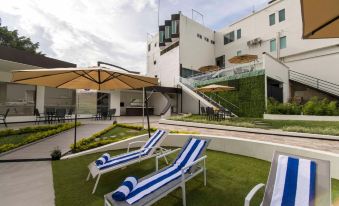 La Terraza Hotel
