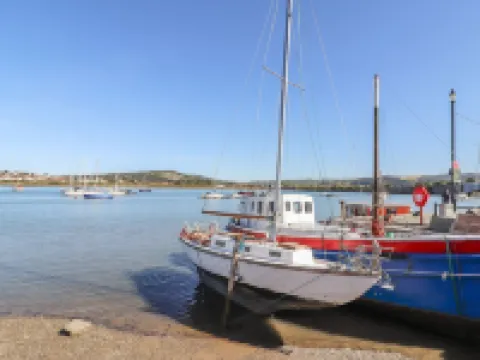 9 Chapel Street Hotels in Conwy