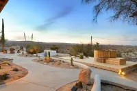 Terracasa - Hot Tub, Fire Pit, Outdoor Shower & Endless Views 2 Bedroom Home by RedAwning Hotels in Yucca Valley