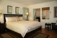 Ojai Retreat & Inn - balcony
