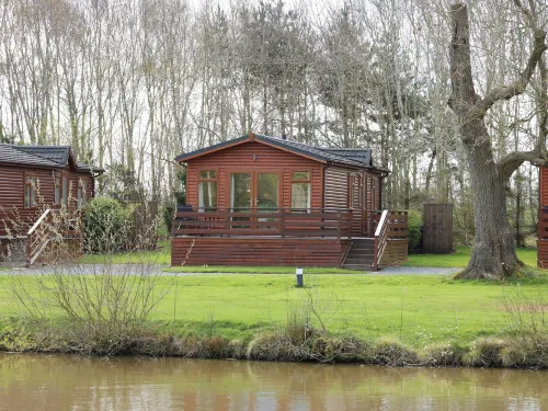 Oak Lodge - 5-Star