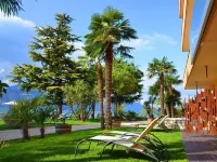 Hotel du Lac - Relax Attitude Hotel Hôtels à : Brenzone