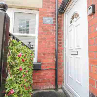 Ellerby Lane House Others