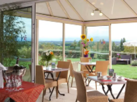 Hôtel le Kolibri Hotels in Tournus