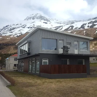Seydisfjördur Apartment Hotels near Seydisfjordur Church