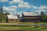 Mtn Views Colonial Home on Kingdom Trails! - Wifi
