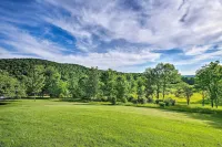 Private Dog-Friendly Home: 3 Mi to Elk Mountain - 3-Star