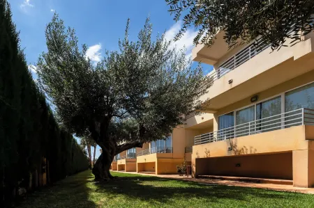 Hospedium Hotel Abril Отели в г. Сан-Хуан-де-Аликанте