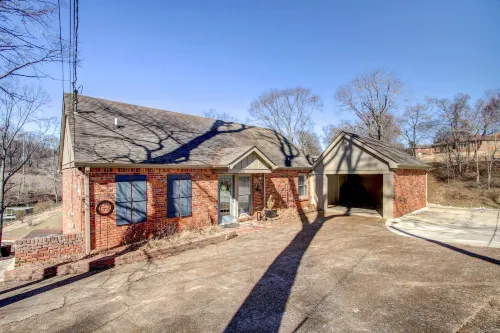 Waterfront Florence Home w/ Private Dock! - 3-Sterne