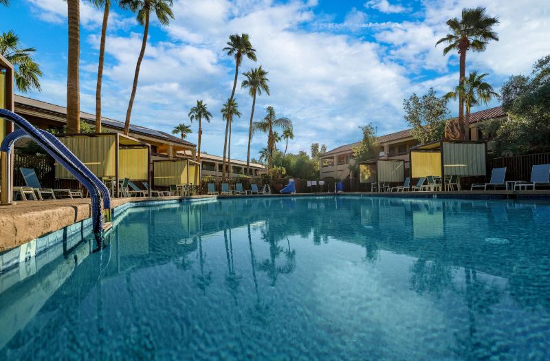 La Fuente Inn & Suites photo 2