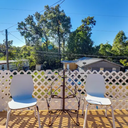 2 Mi to Dtwn Natchez: Cozy Home w/ Yard & Patio!