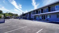 SeaSide Inn & Suites - Parking