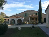 Le Bois de Montpouillan Hotels in Samazan