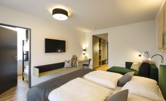Jufa Hotel Laterns - Klangholzhus
