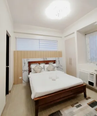 Cozy Studio Room with Balcony in Iloilo City Condo