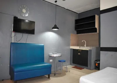1812 VC Lodge Hotel di 