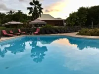 Résidence le Vallon Guadeloupe Parc Piscine Appartements & Studios