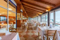 Mediteran Maradiso Hotel by Aminess Hotel di Dramalj