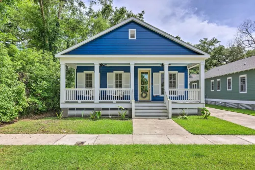 2 Mi to Dauphin St! Charming Home in Mobile - Bãi biển