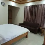 Moon Lodges Naran