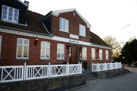 Motel Højmølle Kro Отели в г. Нюкёбинг