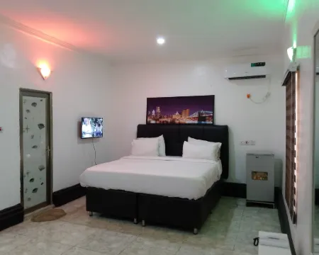 Fmmm1 Hotéis em Agbor