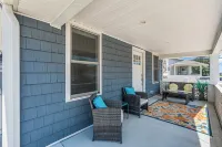 1 Block to Beach, Linens + Towels, BBQ, AC