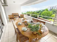 Tales of Pacific : F2 Central et Spacieux, Piscine, Salle de Sport et vue mer Hotels in Faaa