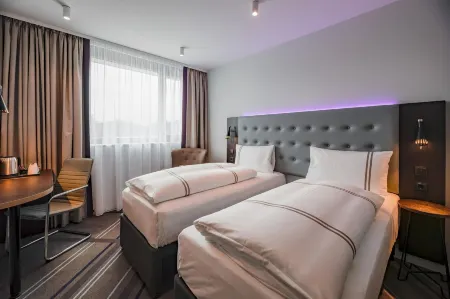 Premier Inn Karlsruhe City am Wasserturm Отели рядом с достопримечательностью «Ботанический сад Карлсруэ»