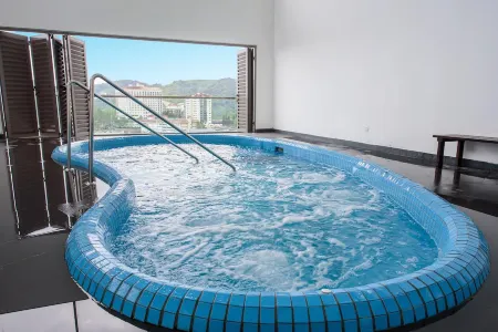 Serene Mossy Family Cottage(2-7Pax) 10 Min to Boh Отели рядом с достопримечательностью «Ee Feng Gu Bee Farm»