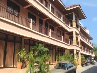 Panupong Hotel