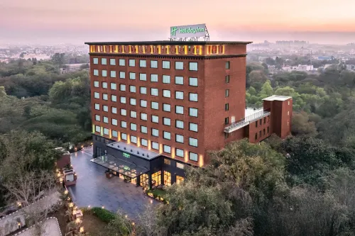 Holiday Inn GURGAON NH8 by IHG