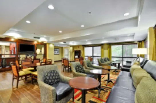 Hampton Inn Pickwick DAM - at Shiloh Falls Hotels in Hardin County