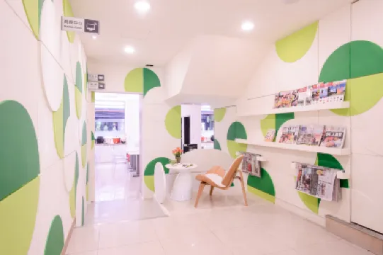 Kiwi Express Hotel-Taichung Station Branch 1 Hotels in Wuqi