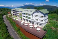 Jun Yue Garden Resort Отели рядом с достопримечательностью «У-Цзян»