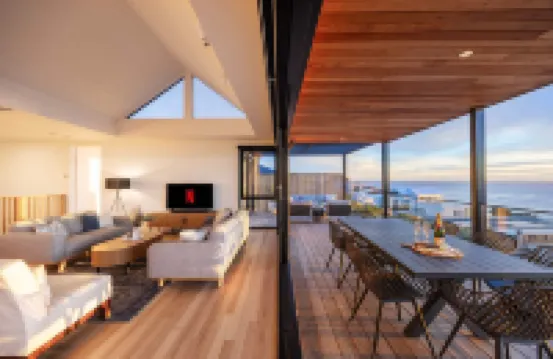 Azure Horizon Heated Pool with Stunning View Hotels in Mount Martha