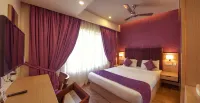 Hotel Riveria by Raj - Balkoner