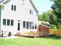 Unique Family Rental on Lake Champlain, NYLife is Good" 尚普蘭住宿飯店