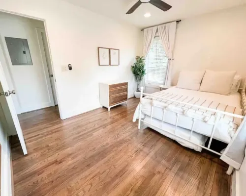 Cute 2 BR Condo Downtown Homewood Hotels in Homewood