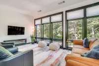 Luxury Modern Home on Golf Course w/ Game Room! - 3-Star