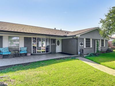 Stay Near All Family Entertainment in Dallas