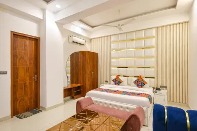 FabHotel The Grand Paradise - Electronic city metro station