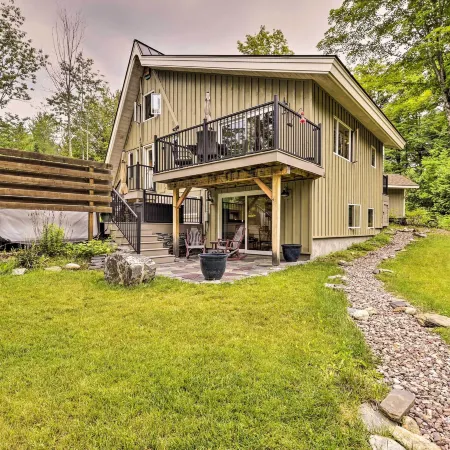 Saltwater Hot Tub & Wfh-Friendly Warren Cabin!