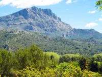 Hotelf1 Orange Centre Echangeur A7 A9 Các khách sạn ở Orange