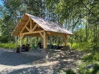 Beautiful Comfy Alaskan Log Home 2