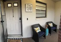 Lovely 1 bedroom unit with pool