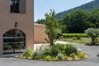 Le Baguier Hotel di Forcalqueiret