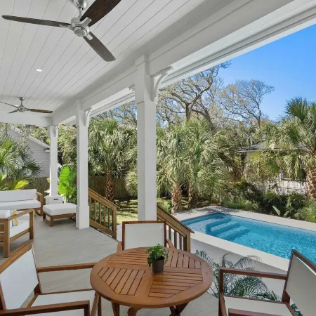 Serenity at Surfside by AvantStay